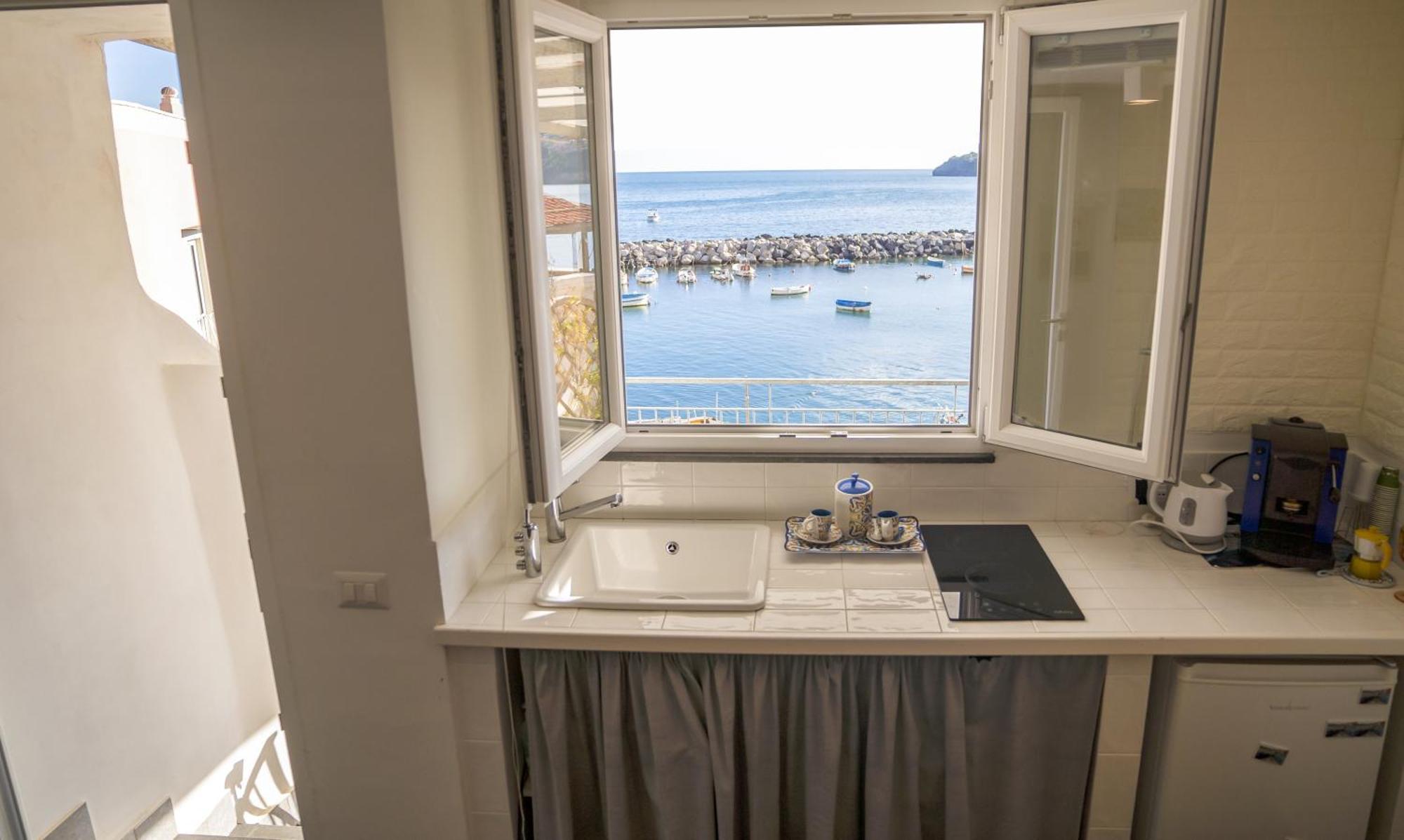 La Terrazza Di Maria Apartment Procida Bagian luar foto